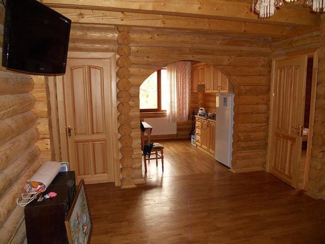 Privatna Sadiba Chalet Oryavchyk Exteriör bild