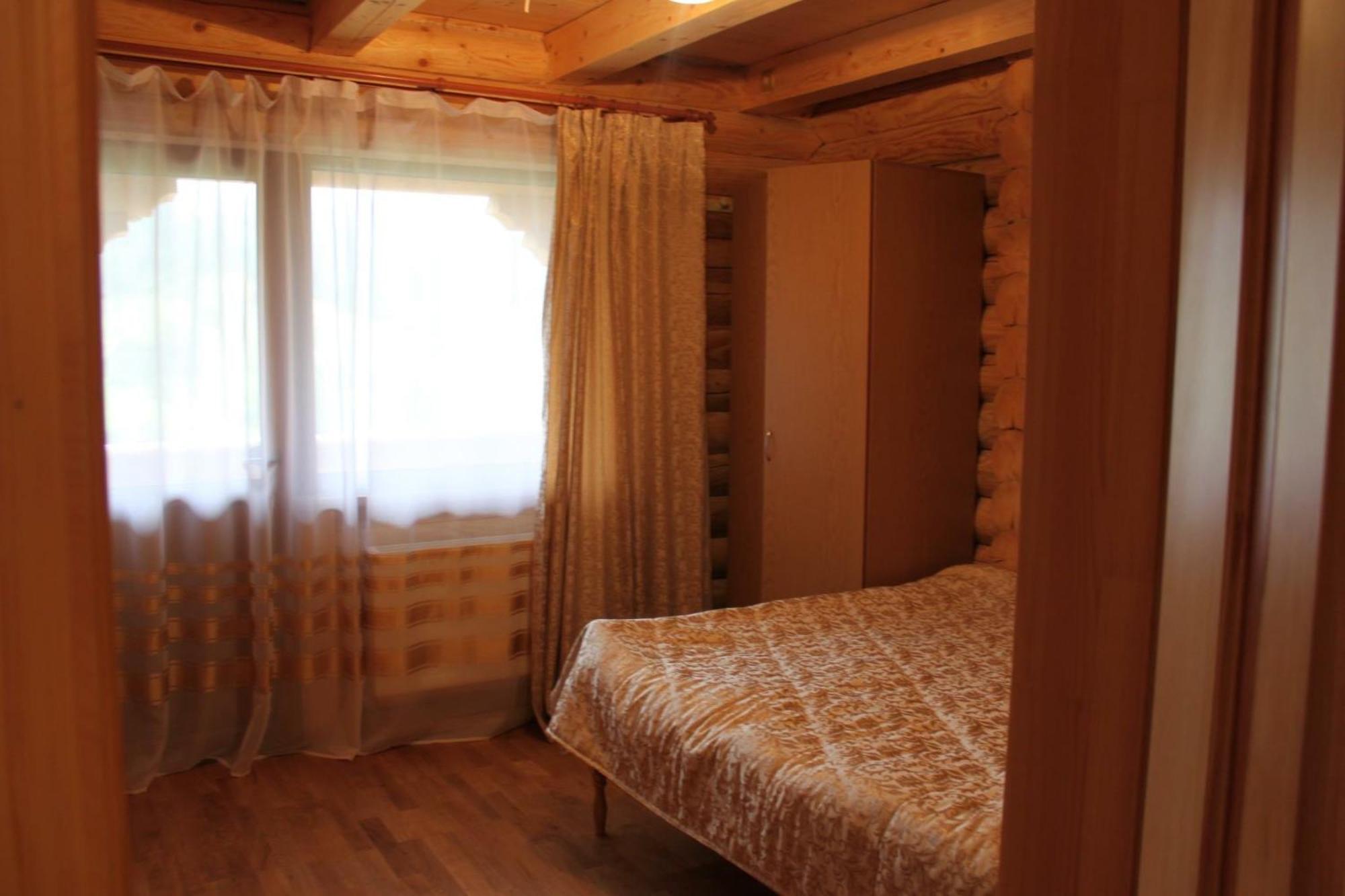 Privatna Sadiba Chalet Oryavchyk Exteriör bild