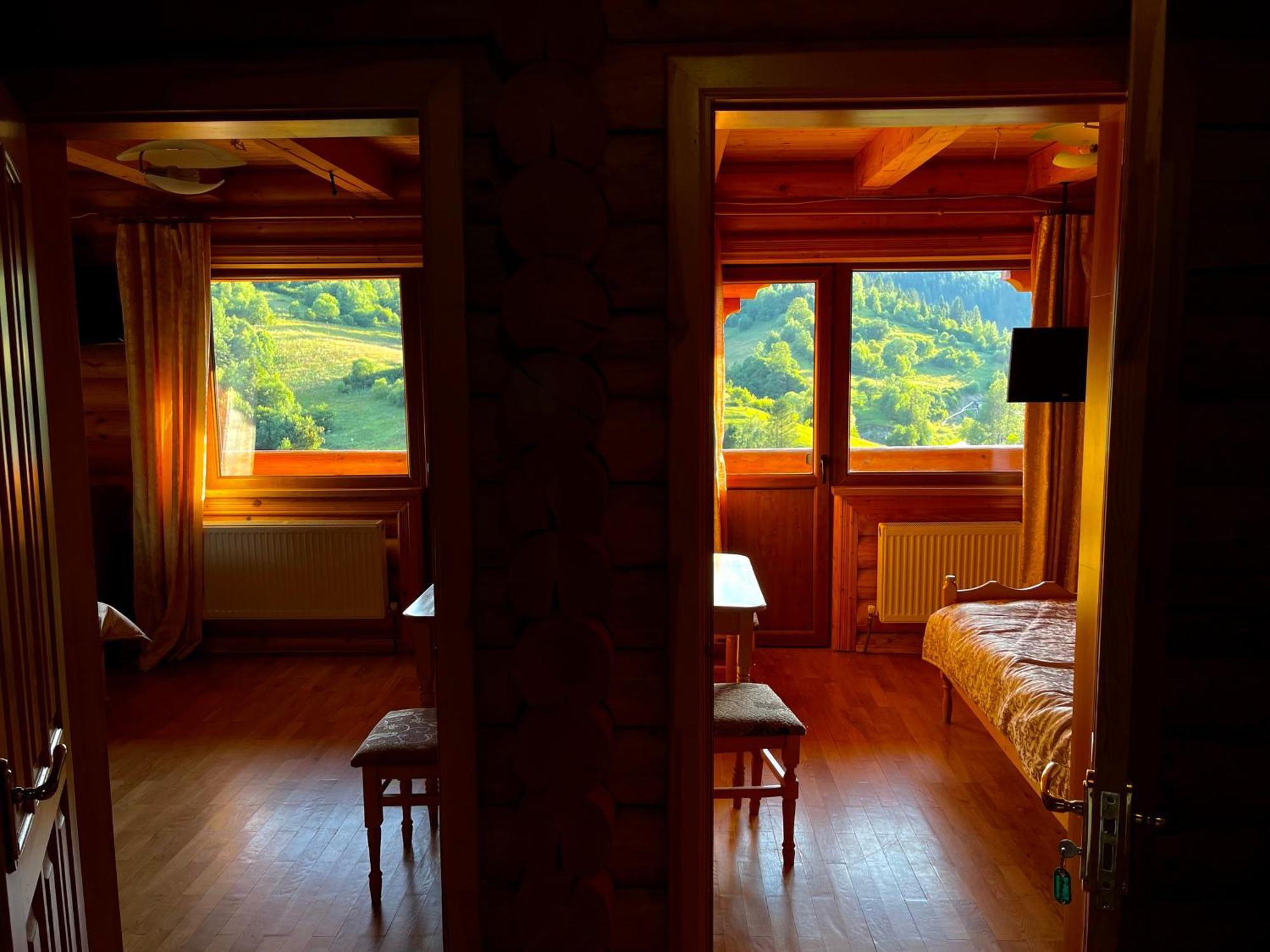 Privatna Sadiba Chalet Oryavchyk Exteriör bild