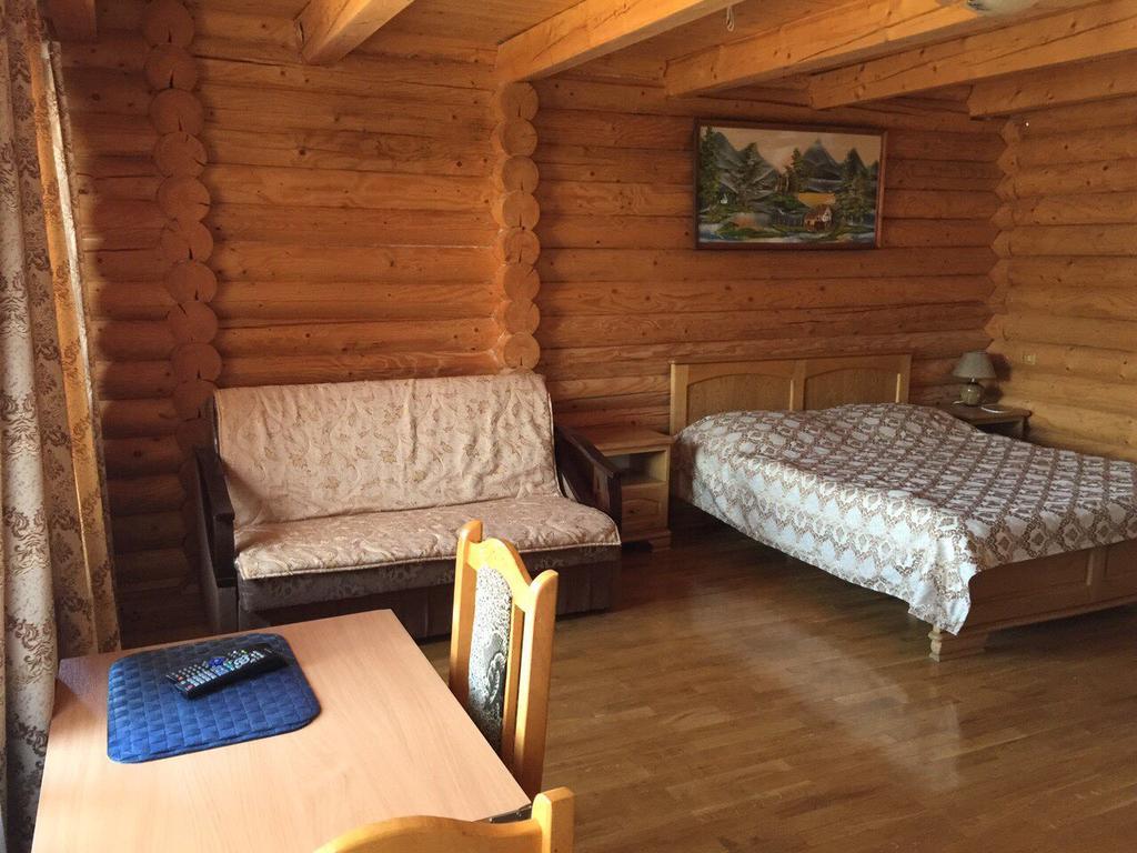 Privatna Sadiba Chalet Oryavchyk Exteriör bild