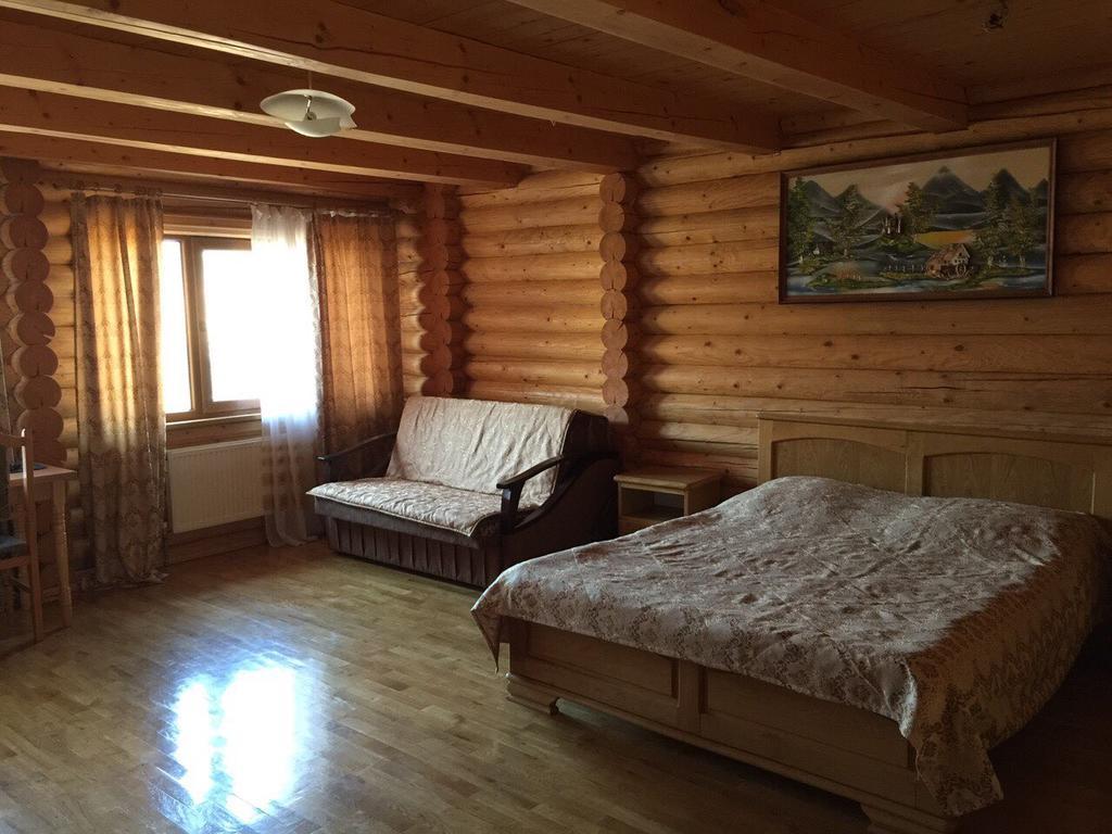 Privatna Sadiba Chalet Oryavchyk Exteriör bild