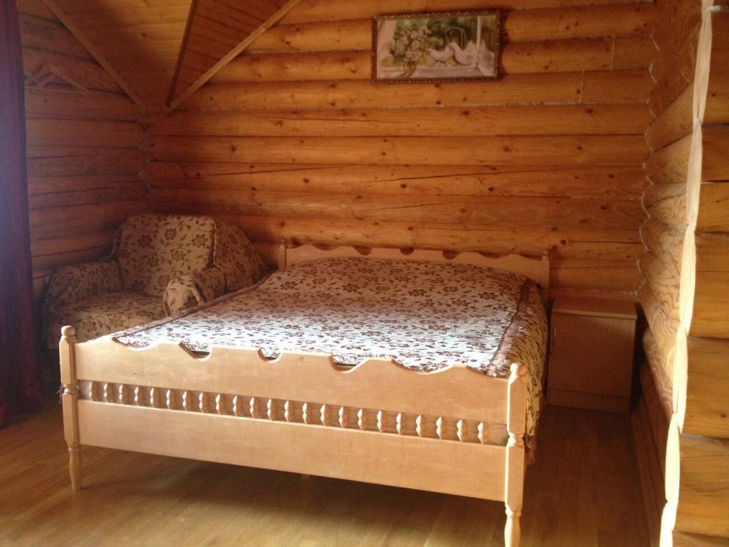 Privatna Sadiba Chalet Oryavchyk Exteriör bild