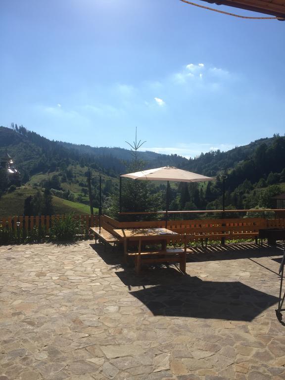 Privatna Sadiba Chalet Oryavchyk Exteriör bild